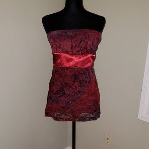 Red /black lace detail strapless top w/tieback